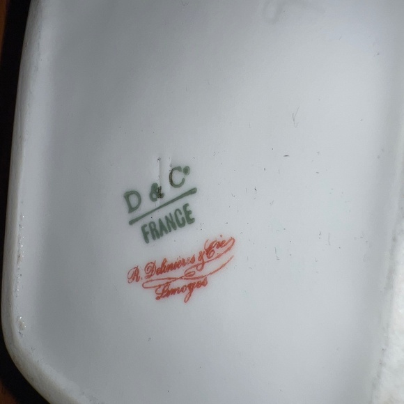 Limoges Deliniers & Cie France Coffee Pot - Picture 8 of 10